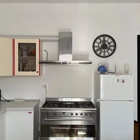 Se132 - Comodo Trilocale A Pochi Minuti A Piedi Dal Centro Di * 西尼加利亚